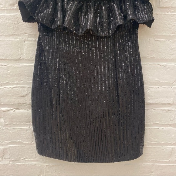 DO + BE || Sequined Ruffle Mini Dress Black Medium NWT - Picture 4 of 9